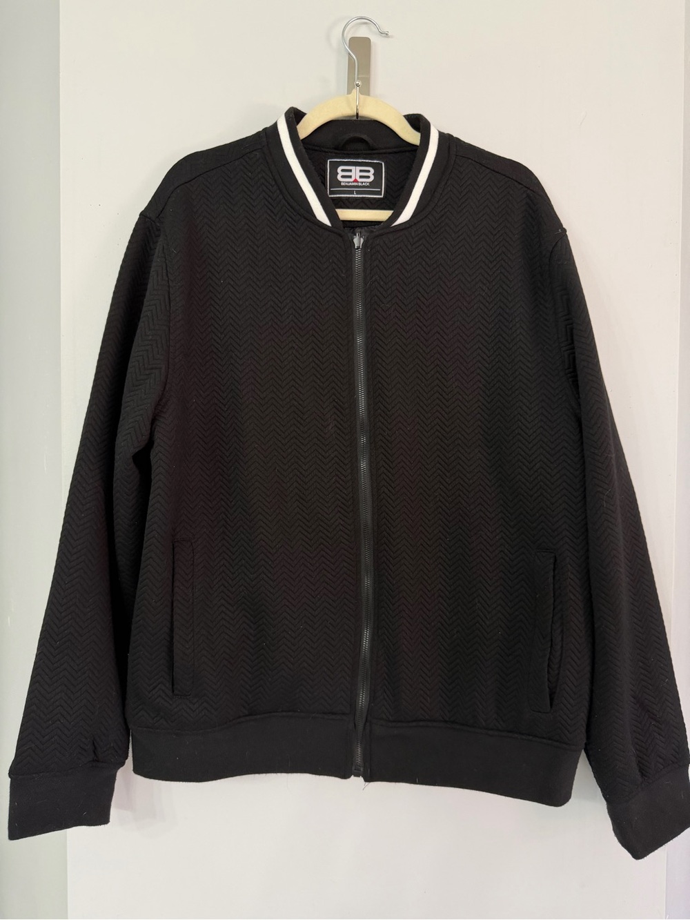 Benjamin Black Men’s Large Black Chevron Quilted Lined Varsity Bomber Jacket